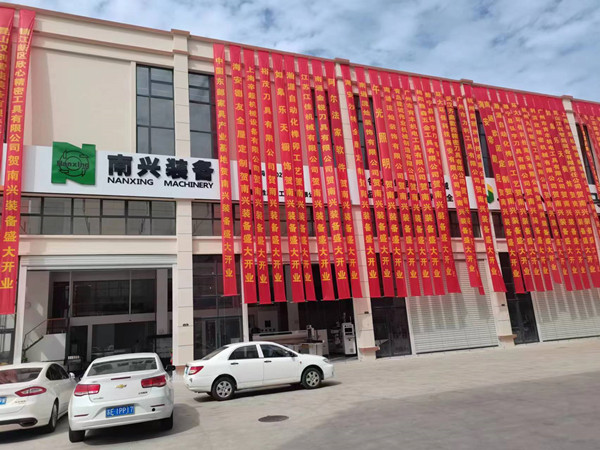 抗風(fēng)門